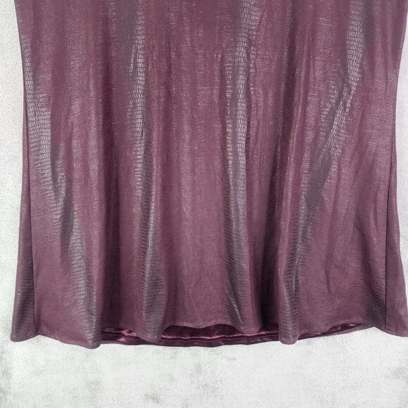 Women's Oliveacious Burgundy Snake print Sleeveless Keyhole Blouse Top Shirt Siz - Picture 3 of 11